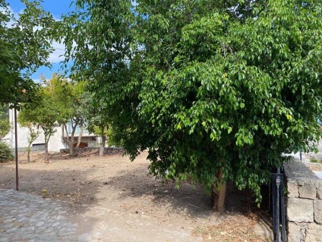 THE SOLE AUTHORITY !! 2-STOREY DETACHED HOUSE WITH A LARGE GARDEN IN BELLAPAIS, KYRENIA, CYPRUS ** 