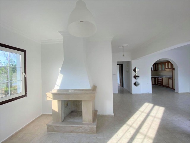 Villa For Sale in Girne Merkez, Kyrenia