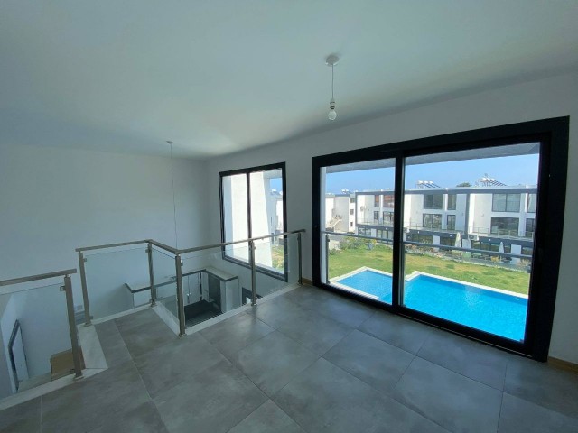 THE SOLE AUTHORITY !! OPPORTUNITY ! 1+1 LOFT APARTMENT WITH ALL EXPENSES PAID ON AN ELITE SITE IN ALSANCAK, KYRENIA ** 