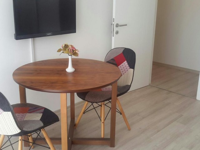 Girne Merkezde Güvenlikli Site İçerisinde Ortak Havuzlu 3+1 Penthouse