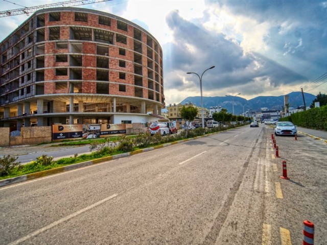 Geschäfte zum Verkauf im AVM Residence Projekt im Zentrum von Zypern Kyrenia... ** 