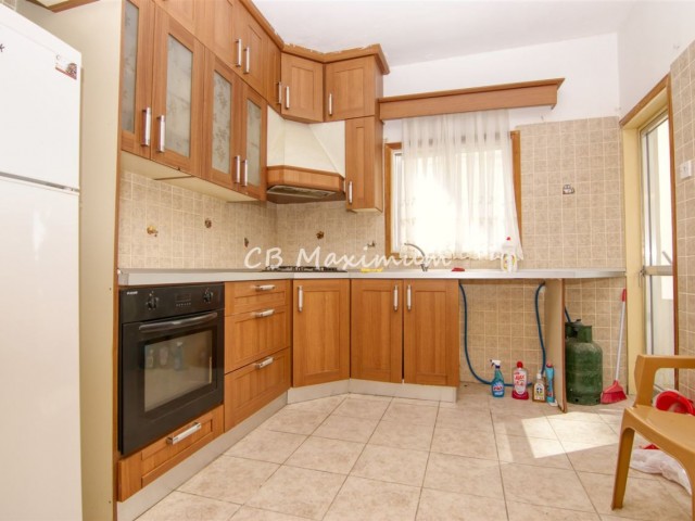 Flat To Rent in Aşağı Girne, Kyrenia