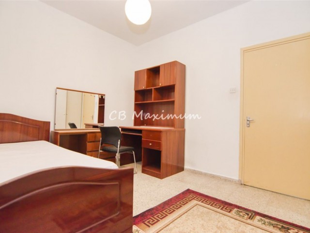 Flat To Rent in Aşağı Girne, Kyrenia