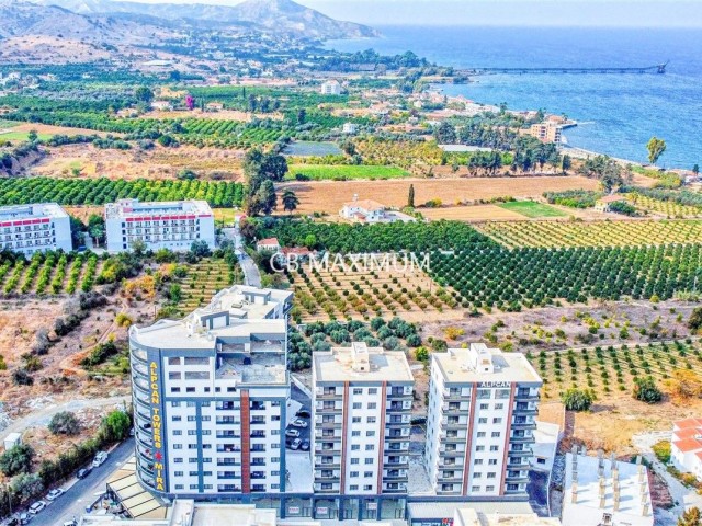 NORTH CYPRUS LEFKE MERKEZ DUKKANLAR SATILIK 