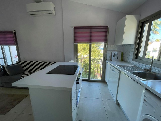 Flat To Rent in Alsancak, Kyrenia