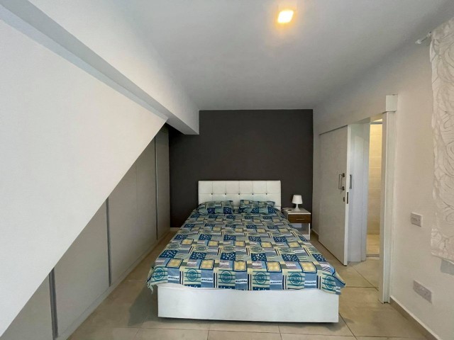 Flat To Rent in Alsancak, Kyrenia