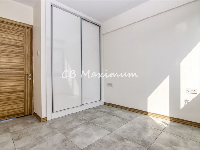 Garden Floor 2+1 Apartment for Sale On the Site in Alsancak ** 