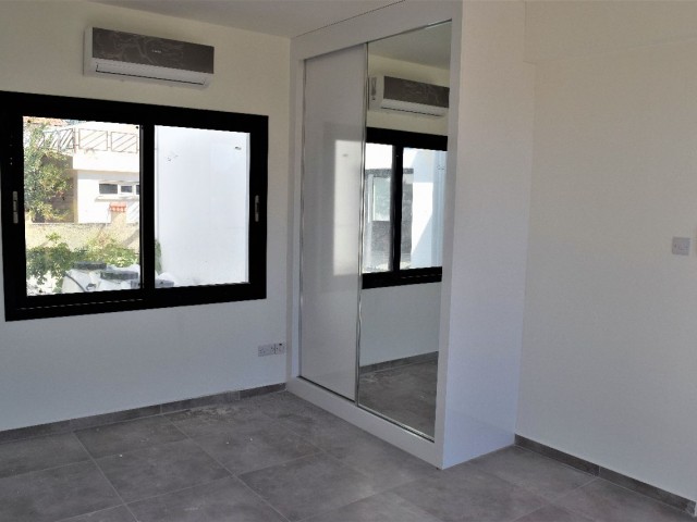 Меблированная или немеблированная квартира 1 + 1 в аренду в Озанкёй, Кирения ** 