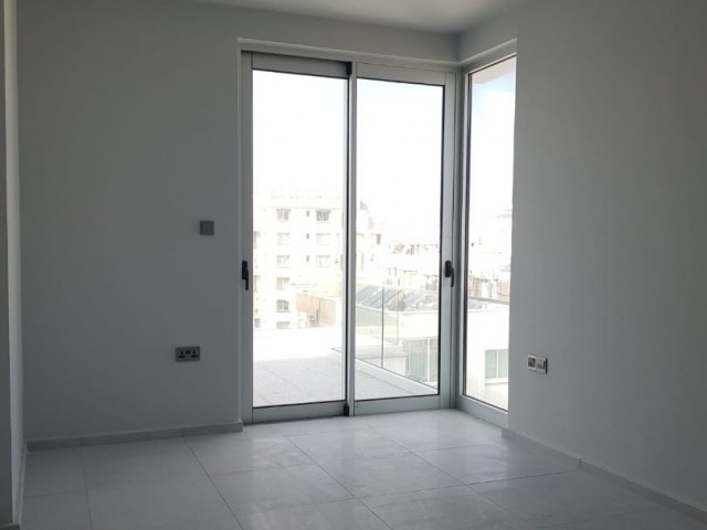 Flat To Rent in Girne Merkez, Kyrenia