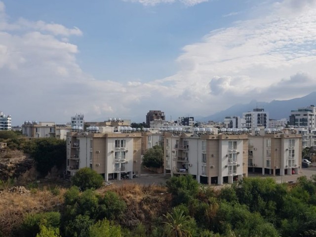 Voll möblierte Luxus-Apartments mit 2+1 und 1+1 Optionen im Zentrum von Kyrenia ** 