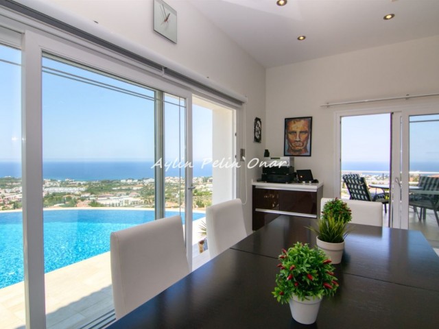 Zypern Kyrenia Edremit Zu Verkaufen 4 + 1 Villa Mit Meerblick ** 