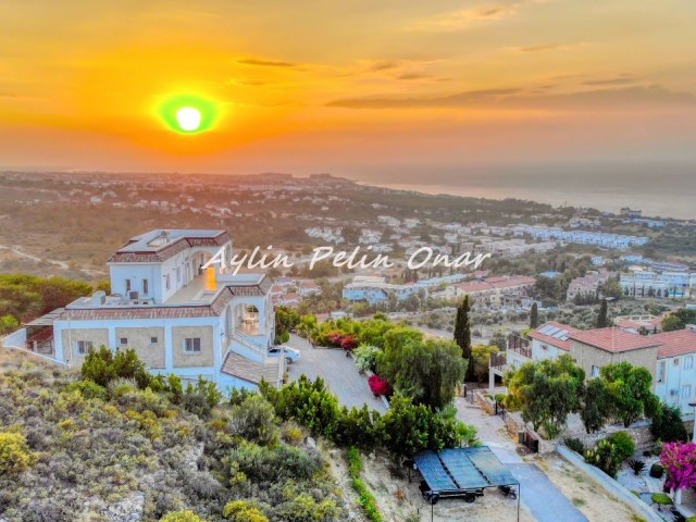 Zypern Kyrenia Edremit Zu Verkaufen 4 + 1 Villa Mit Meerblick ** 