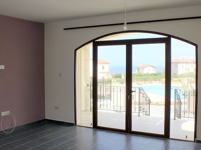 2+1 SEHR PRIVATE WOHNUNG MIT HERRLICHEM MEERBLICK IN ZYPERN KYRENIA ESENTEPEDE ** 