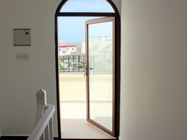 2+1 SEHR PRIVATE WOHNUNG MIT HERRLICHEM MEERBLICK IN ZYPERN KYRENIA ESENTEPEDE ** 