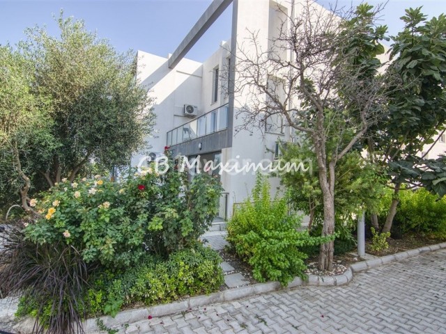 Garden Floor 2 +1 Apartment for Sale On the Site in Kyrenia Alsancak ** 