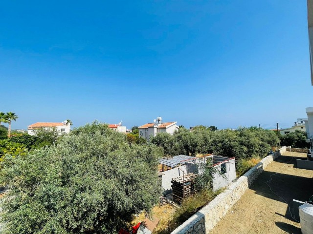 3+1 SEHR PRIVATE VILLA IN ZYPERN KYRENIA LAPTA GEPLANT ZU ZAHLEN ** 