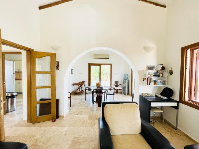 ONE-STOREY VILLA WITH A MAGNIFICENT UNINTERRUPTED SEA VIEW IN KYRENIA LAPTA, CYPRUS ** 