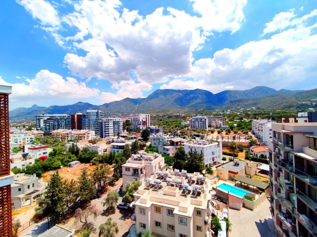 Ensuite 3 Schlafzimmer Penthouse Zur Miete Im Zentrum Von Kyrenia ** 