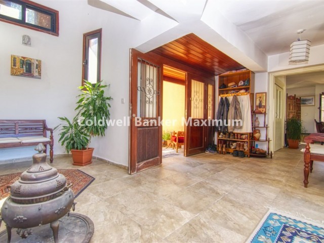 Breathtaking 5 Bedroom Villa for Rent in Kyrenia Karmide (Private Portfolio) ** 