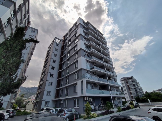 3+1 Penthouse mit herrlichem Berg-und Meerblick im Zentrum von Kyrenia ** 