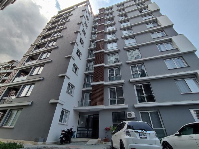 Girne Merkez de Muazzam Dağ ve Deniz manzaralı 3+1 Penthouse 