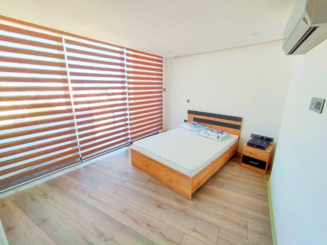 2 + 1 Rental Apartment With Newly Furnished Sea View on a Site With a Pool in the Center of Kyrenia ** 