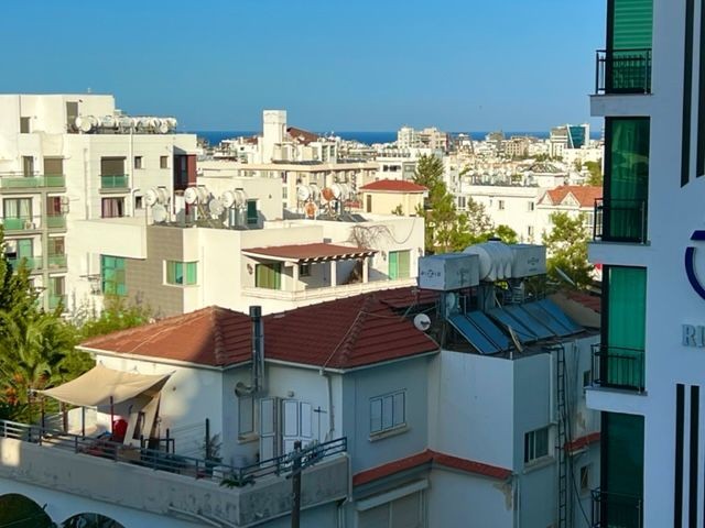 Fully furnished luxury 2 + 1 apartment for sale in the center of Kyrenia ** 