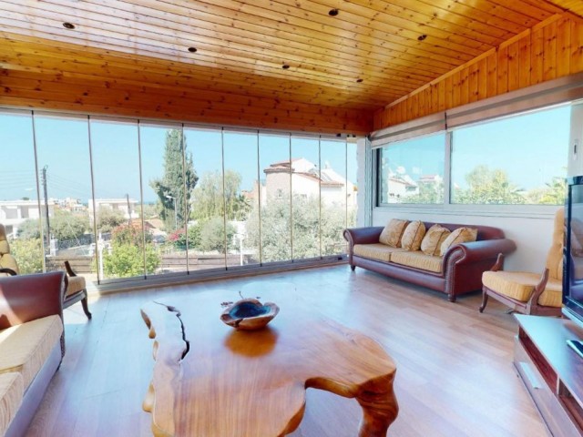 Sehr private VILLA mit Pool in 1277 M2 Grundstück in Zypern Kyrenia OZANKÖY 5+1 ** 