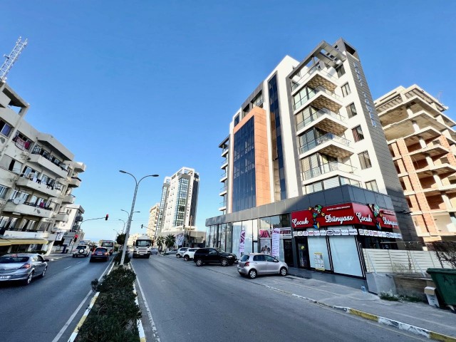 Girne Merkezde Deniz Manzaralı  Satılık  1+1 Daire 