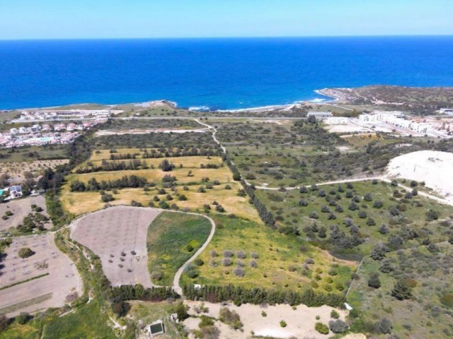 CYPRUS GİRNE ESENTEPE 605 M2 - 729 M2 PLOTS WITH MAGNIFICENT SEA VIEW