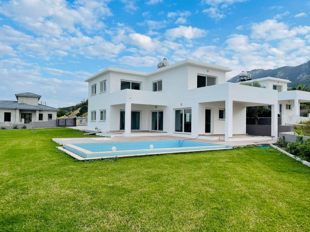 3+1 VERY SPECIAL VILLA WITH POOL WITH UNBEATABLE SEA VIEW IN OZANKOY, CYPRUS GIRNE