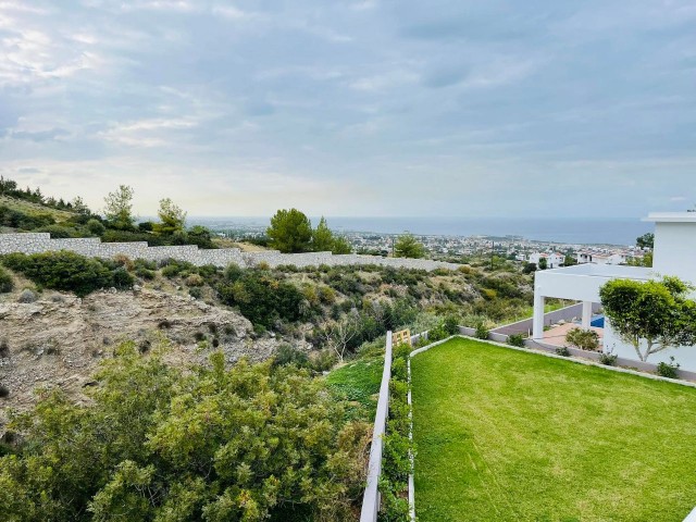 3+1 VERY SPECIAL VILLA WITH POOL WITH UNBEATABLE SEA VIEW IN OZANKOY, CYPRUS GIRNE