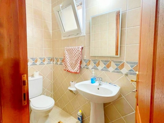 Flat To Rent in Girne Merkez, Kyrenia