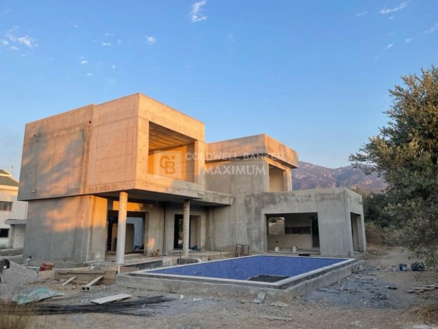 4+1 Villa for Sale in Ozankoy Region of Kyrenia, Cyprus