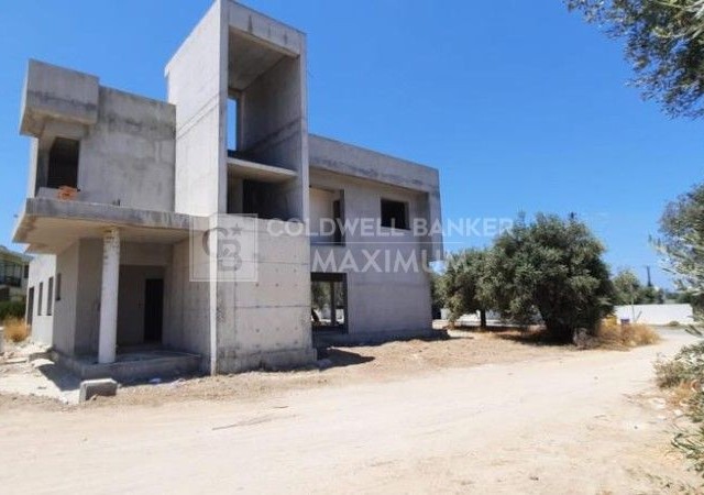 4+1 Villa for Sale in Ozankoy Region of Kyrenia, Cyprus