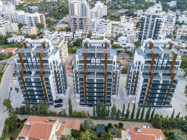  Möblierte türkische 2+1-Immobilie zum Verkauf in einem Komplex im Zentrum von Kyrenia, TRNC