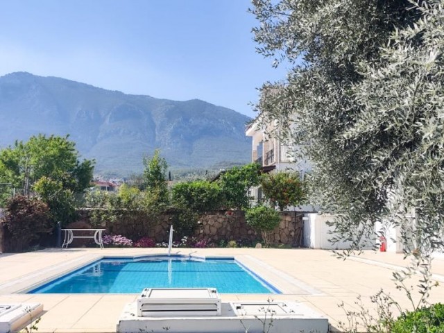 3+1 Villa zur Miete in Bellapais, Kyrenia, Zypern mit privatem Pool und großem Nutzungsbereich