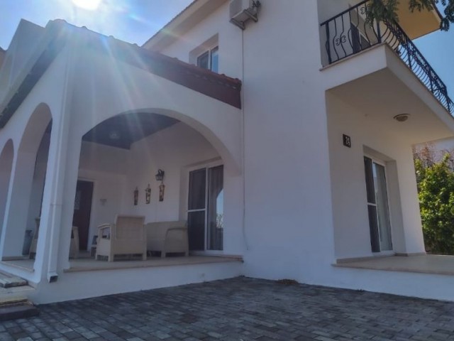 3+1 Villa zur Miete in Bellapais, Kyrenia, Zypern mit privatem Pool und großem Nutzungsbereich