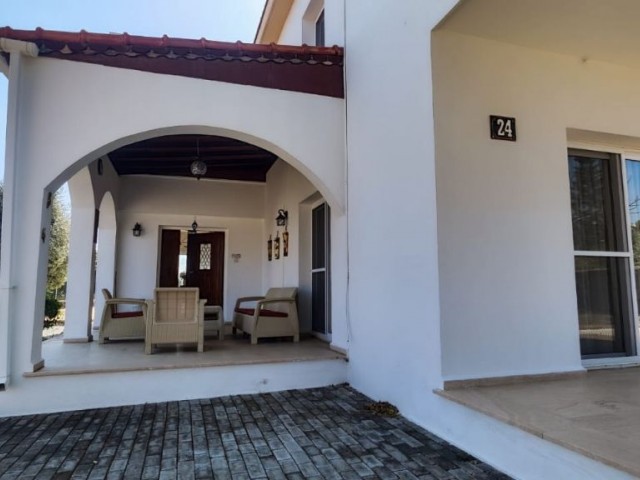 3+1 Villa zur Miete in Bellapais, Kyrenia, Zypern mit privatem Pool und großem Nutzungsbereich