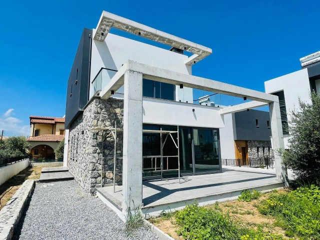 Ganz besondere 3+1 Villa mit privatem Pool in Catalkoy, Kyrenia, Zypern