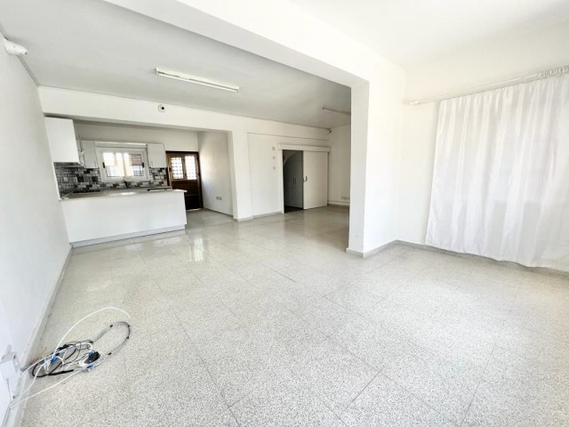 3+ Suitable for Commercial Use in Nicosia Metropolitan Area! twin house