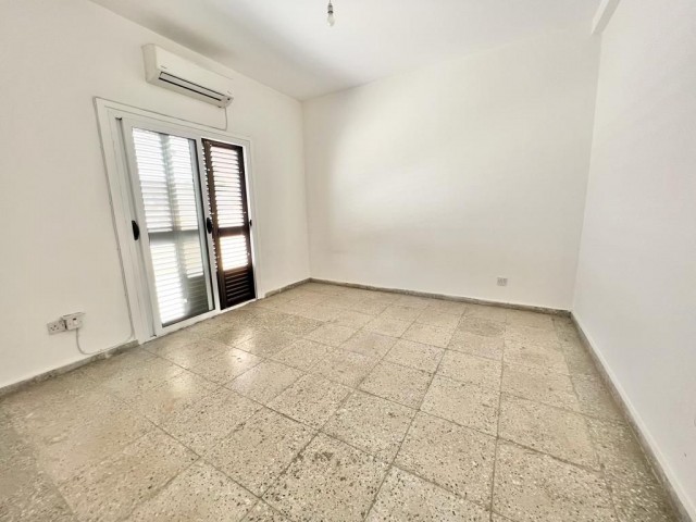 3+ Suitable for Commercial Use in Nicosia Metropolitan Area! twin house