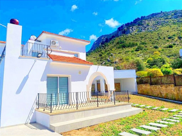 3 Beds View and Pool Villa for Rent in Girne Karsiyaka