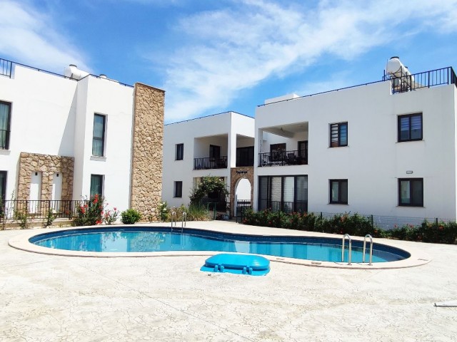 3+1 Wohnung zum Verkauf in der Region Kyrenia Zeytinlik, Zypern, mit Gemeinschaftspool, komplett möbliert, Meerblick, großer Nutzungsbereich