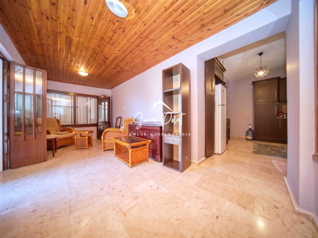 3+1 Villa for Sale in Ards of 700 m² in Kyrenia Karşıyaka