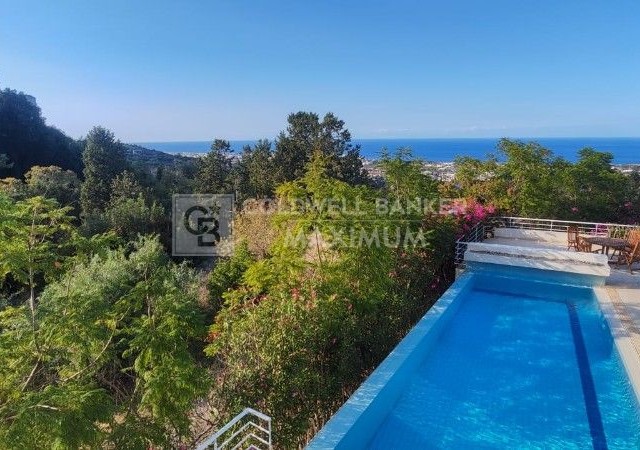 Kıbrıs, Girne, Bellapais Bölgesinde Muhteşem Manzaralı, Özel Havuzlu,  Kiralık 4+1 Villa