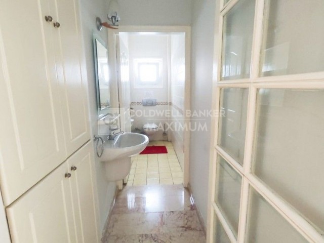 3+1, Large Usage Area, Fully Furnished Flat for Rent in Kyrenia Center