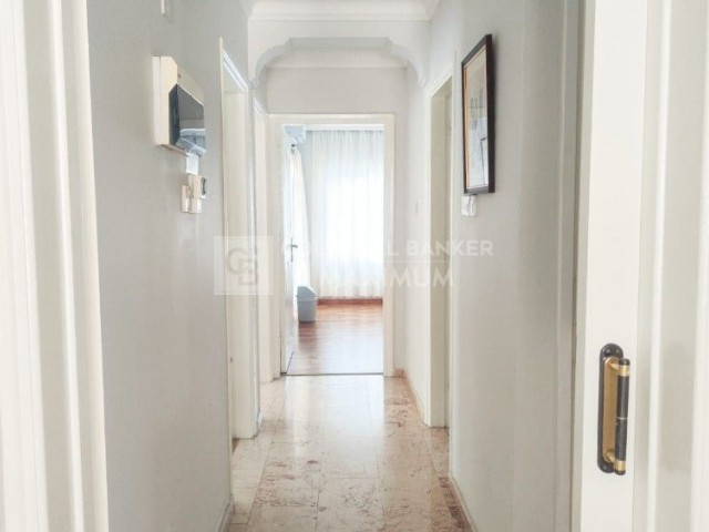 3+1, Large Usage Area, Fully Furnished Flat for Rent in Kyrenia Center