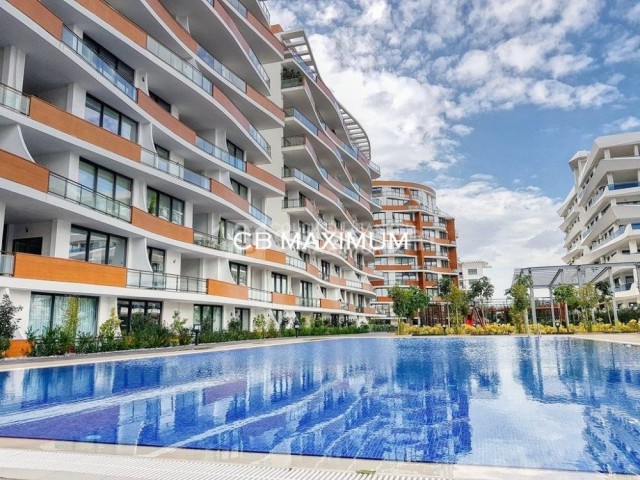 Komplett möblierte 2+1-Wohnung zum Verkauf auf einem Grundstück mit Pool im Zentrum von Kyrenia, Zypern