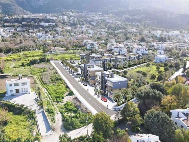 2+1 WOHNUNG ZU VERKAUFEN MIT GARTENBODEN ODER DACHTERRASSE AUF EINEM GELÄNDE MIT POOL IN ZYPERN GIRNE LAPTA REGION